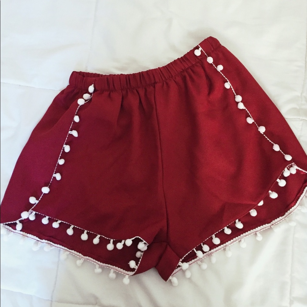 Red Wine Pompoms Hem Short